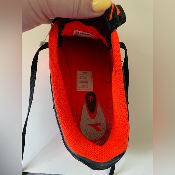 DIADORA Kobra men’s soccer cleats - Picture 2 of 10